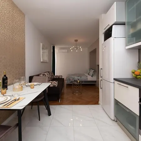 Royal Elegance Appartement *