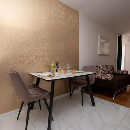 Apartment Royal Elegance