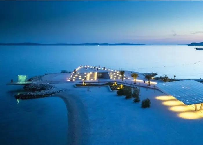 Royal Elegance Split